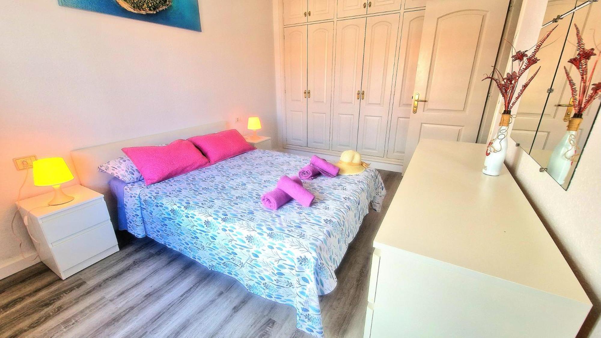 Cozy Apartment Tenerife South Wifi & Pool コスタ・デル・シレンチオ エクステリア 写真